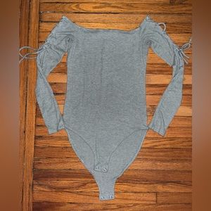 Lace up sleeve ribbed bodysuit size S